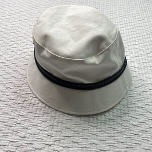 COACH BUCKET HAT White with black Leather Hatband Size S Y2K